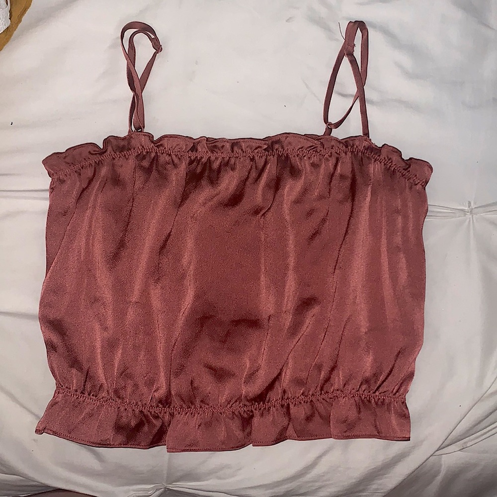 Pink silk tank top 💘